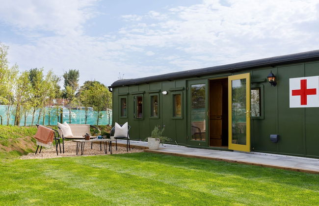 Beautifully Restored WW2 Carriage - Sleeps 6 - Foto 7