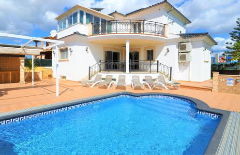 Villa Carmen - Foto 1