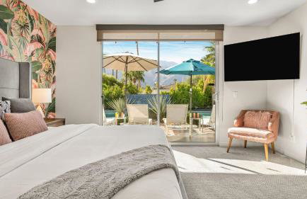 Vibrant Palm Springs Getaway w Pool BBQ Modern Design Taylor House by AvantStay - Foto 20