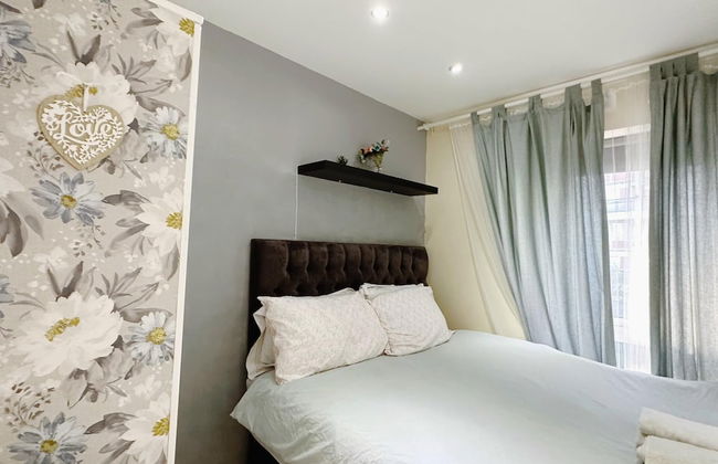 Luxury Apartment 4 bed Room in Canary Wharf - Foto 2