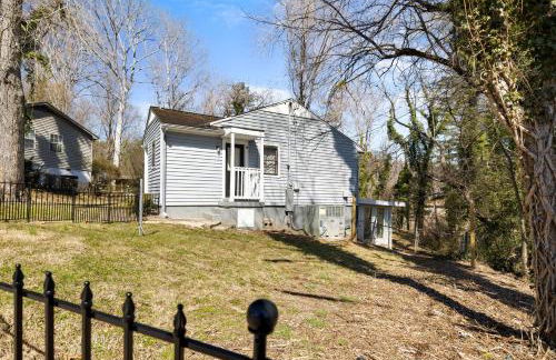 Cozy Home in Oak Ridge w 3BR - Foto 33