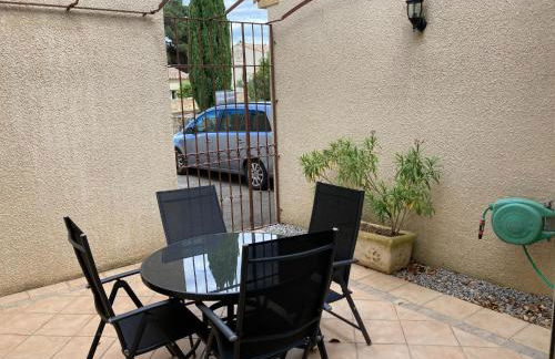 Cosy villa with pool - Foto 20