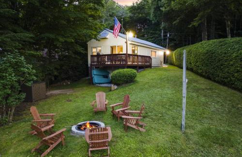Intimate Cabin Private Dock - Photo 1