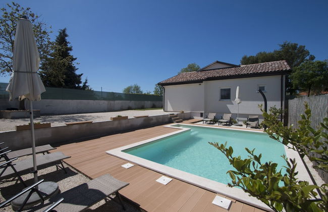 Cosy and lovely Villa Trosti with a pool - Foto 1
