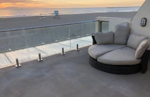 Beautiful Ocean Front Coastal Sunset Beach House - Foto 10