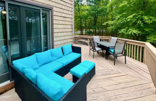 Spacious Waterfront Mansion wHot tubPoolTable - Foto 25