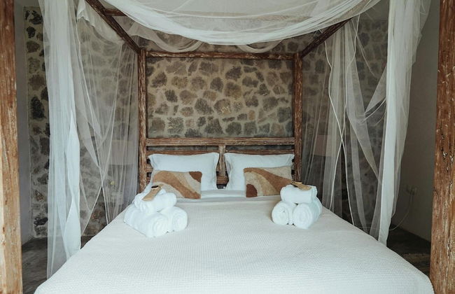 Luxurious Villa With Bright Terrace - Foto 8