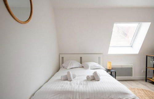 Beautiful Renovated Studio - next to the metro - Foto 12