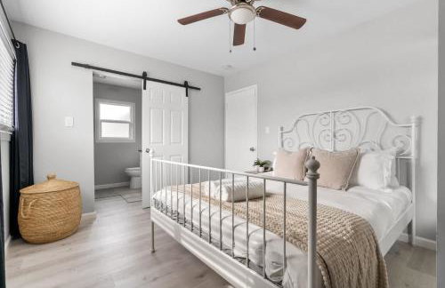 Cozy Family Home - Central to everything! - Foto 8