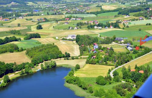 Dom z widokiem na jezioro i domek nad jeziorem - Foto 25