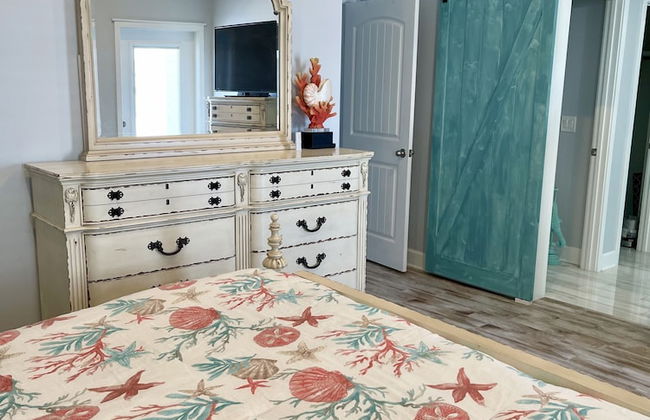 Tequila Sunrise 4 Bedroom Home by RedAwning - Photo 8