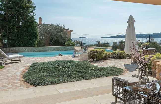 Luxurious Villa in Peloponnese With Pool - Foto 13