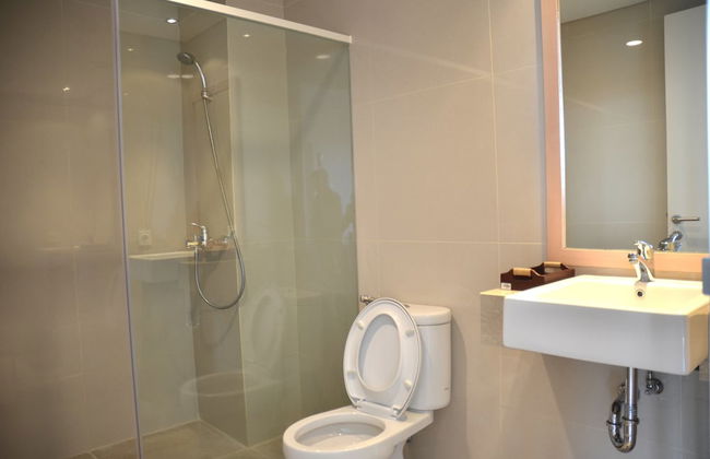 Private Landmark Paskal Condonium - Photo 16