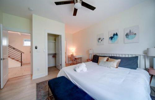 Luxe Townhome Rooftop Hot Tub Parking - Photo 60