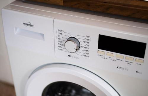 Work Stay - Kitchen - Dining & Free Parking - Foto 12