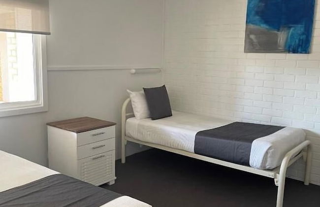 Busselton Jetty Chalets - Photo 3