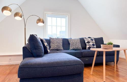 Family-Friendly 4 Bed 3 Bath Downtown Delight - Foto 7