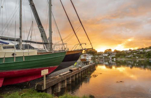 Master Shipwrights House - Great Location - Free WiFi & Parking - Fireplace - Photo 52