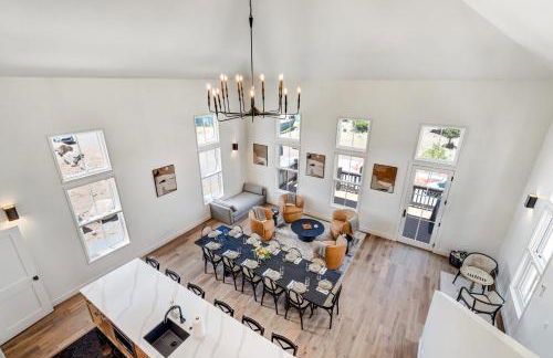 Whitewater Villa - 5BR Luxury Retreat with Hot Tub - Foto 15