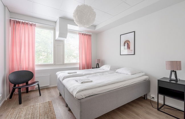 Spacious 1BR Apartment with Balcony in Downtown - Foto 4