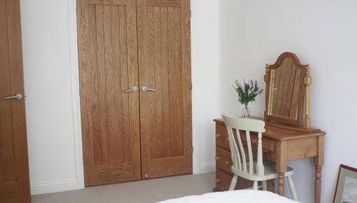 Tranquil 2-Bed Bungalow Near to Southwold - Foto 3