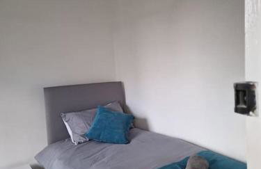 Airport,NEC,JLR,Bham. Entire house 5 beds. - Foto 13