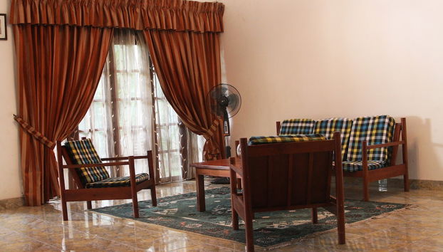 Coin salon dans le hall