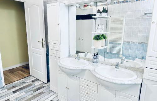 Grande Maison familiale bien équipée avec Billard - Foto 26