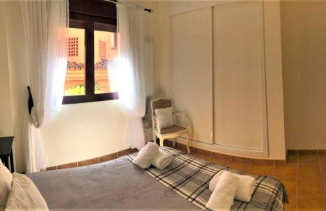 off line Deluxe 2 bedroom Golf Apartment Puerto Banus Marbella 12 Minutes Away by G00gIeMaps - Photo 18