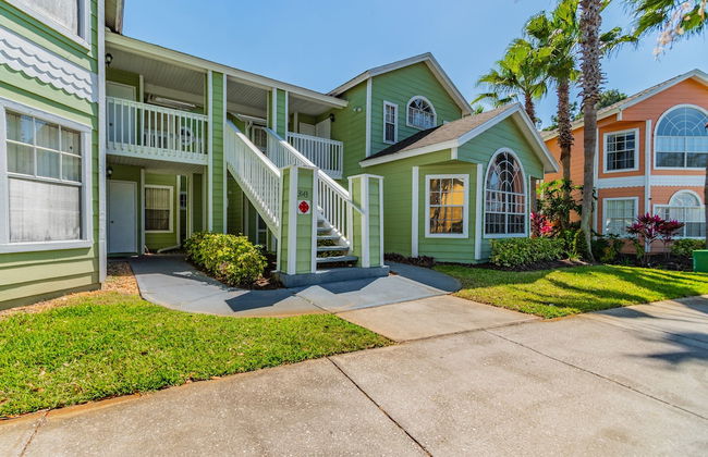 ​Near Theme Parks! 4 BR's, Sleeps 10! Gorgeous Home, Pool, Patio! - Foto 27