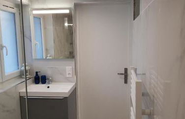 100m2 2 chambres 8 personnes - Grand parking et terrasse privée - Proche CDG-Parc expositions-Paris-Astérix-Disney - Foto 13