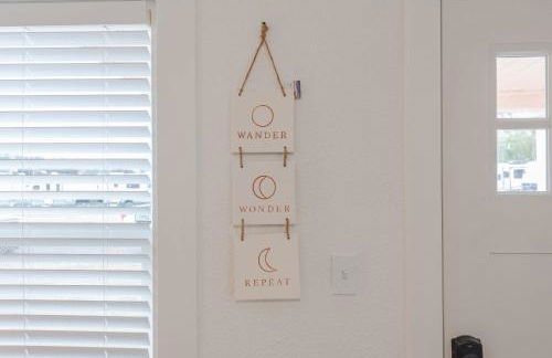 #StayInMyDistrict Coos Bay Primrose Cottage - Foto 11