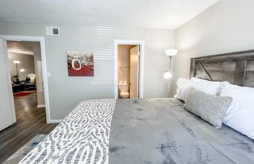 Perfect for Group with 2BR, 2BA and Pool - Foto 12