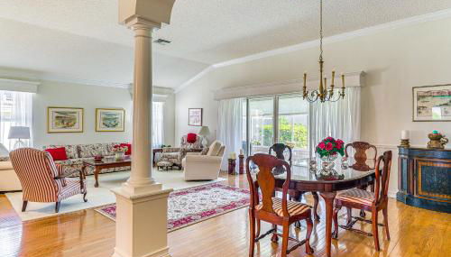 Walk to Golf and Pool Pet-Friendly Villages Home - Foto 5