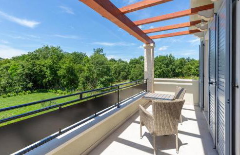 3 Bedroom Awesome Home In Nedescina - Foto 9