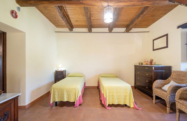 Holiday Home in Stilo With Pool & Views - Foto 28