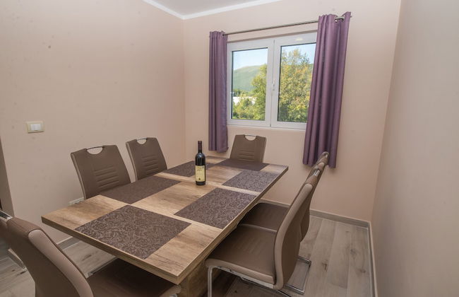 Villa Vrutak - Photo 29