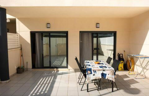 Ground floor apartment on the seafront with pool - Foto 43