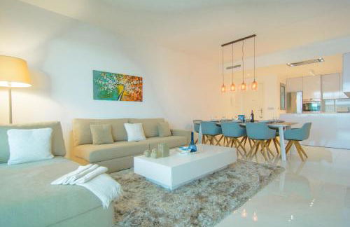 Belaire 4 bedroom apartment - Photo 3