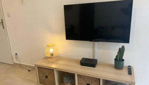 La Glycine - Parking gratuit - AC CLIM - Cour privé - - Foto 5