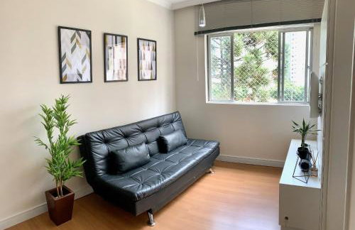 205- Apartamento 1 quarto suite, Encantador, amplo e decorado, mobiliario moderno, cozinha completa com utensílios , Excelente vista da cidade e localização privelegiada no bairro Bigorrilho , - Photo 13