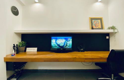 Small Gem Studio Athens, next to metro nomismatokopeio - Foto 16