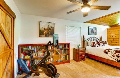 Scenic Riverfront Escape with Sauna in Junction City - Foto 13