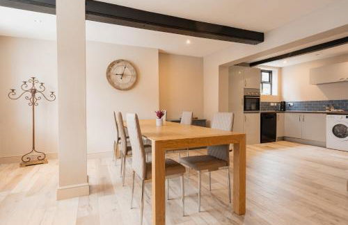 Newly renovated 3 bed Tarvin home close to Chester -sleeps up to 11 - Foto 11