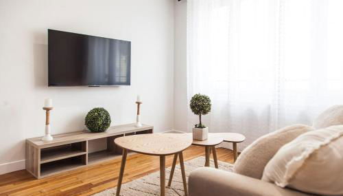 Côté cour - Gare centre, tout équipé, climatisé, linges fournis - Foto 2