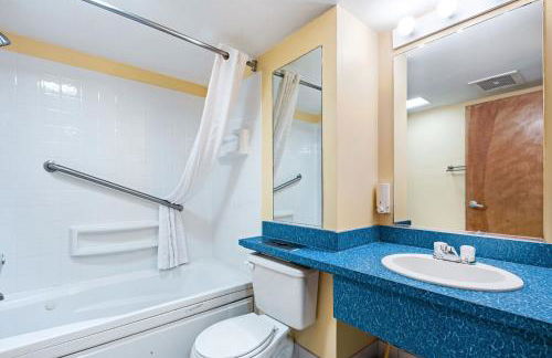 Ocean Sands Resort, Oceanfront, Virginia Beach by Vacatia - Foto 12