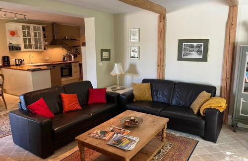 The Willow Tree - Photo 7