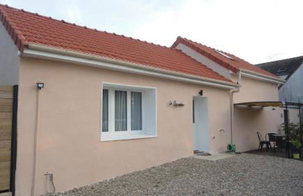 10km to Disneyland - Terrace Parking & Sleeps 4 - Foto 1