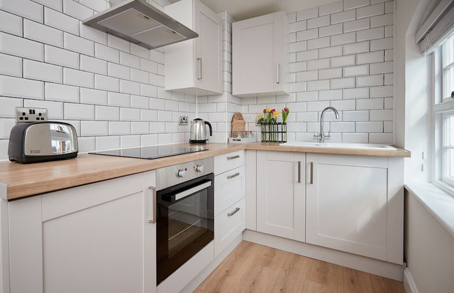 Lovely Quiet Cottage in Kemerton! - Photo 6