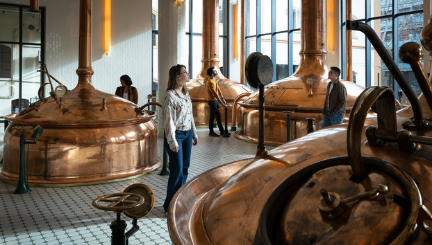 Visita a la Antigua Fábrica Estrella Damm de Barcelona - Foto 3